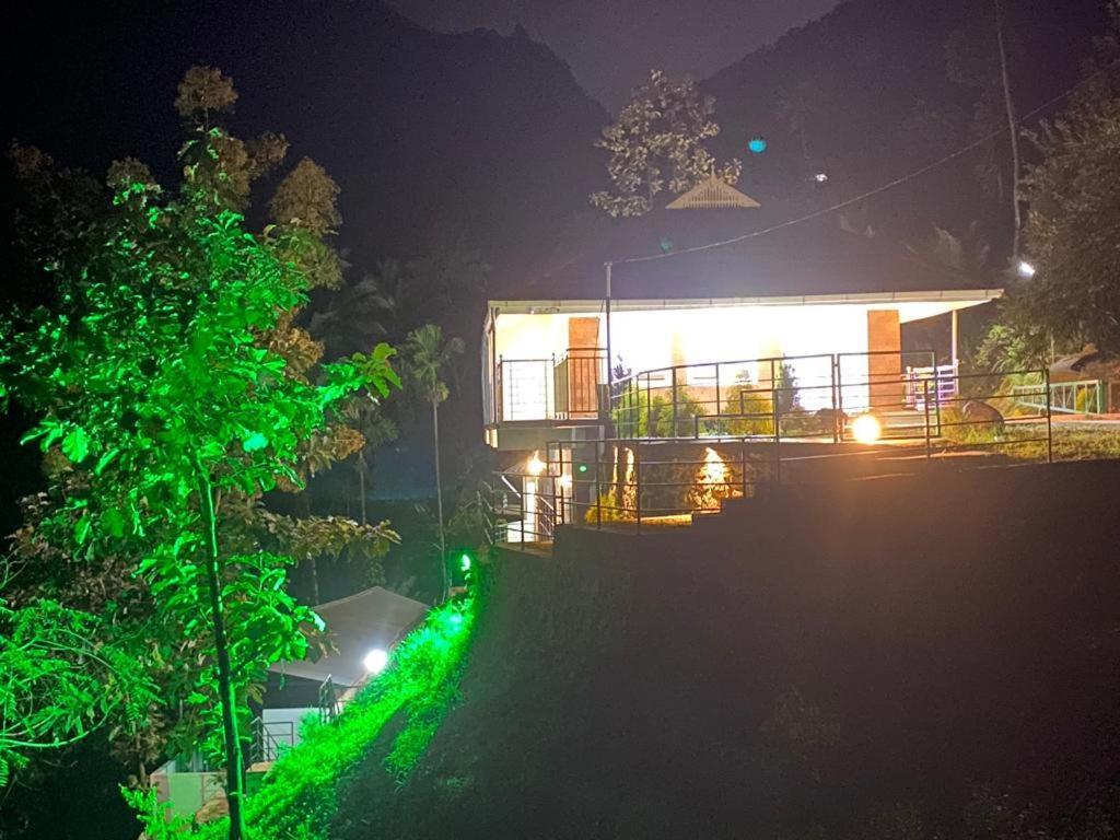 Earth Lounge Resort Vagamon Ngoại thất bức ảnh